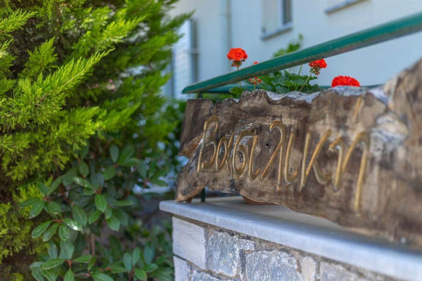 Vasiliki Apartments Stoúpa Eksteriør bilde